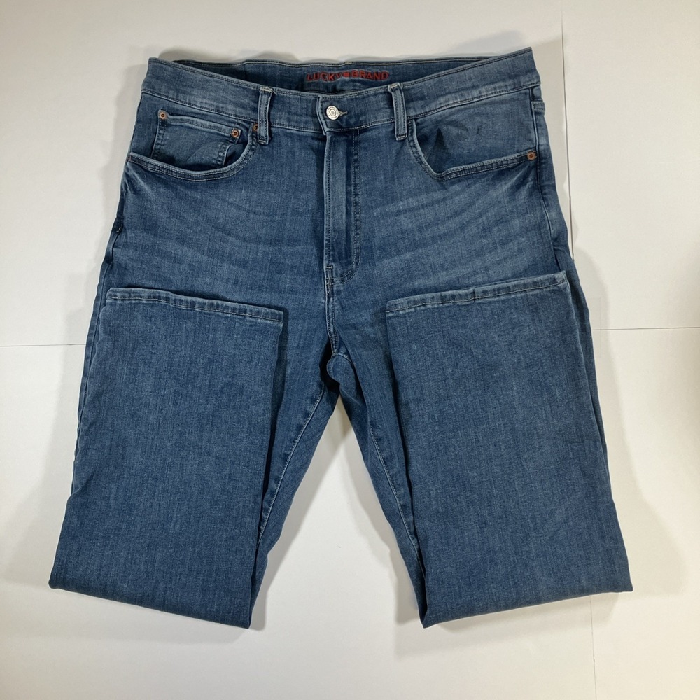 Lucky Brand 223 Straight Jeans Mens 36x29 Medium Wash Stretch Denim - Picture 3 of 16